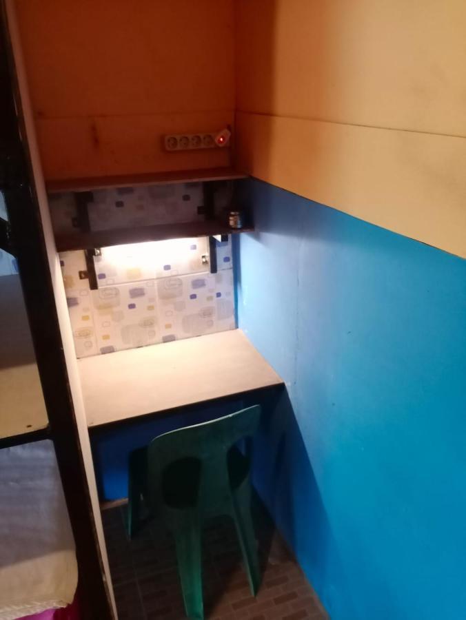 Salty Dog Hostel Telukdalem Екстер'єр фото
